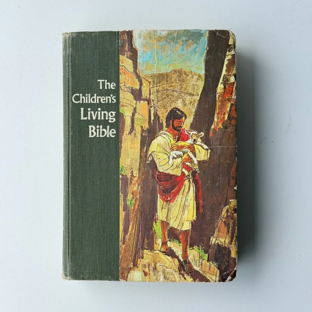 The Children's Living Bible Green Vintage 1972 Tyndale Paraphrased Illustrated